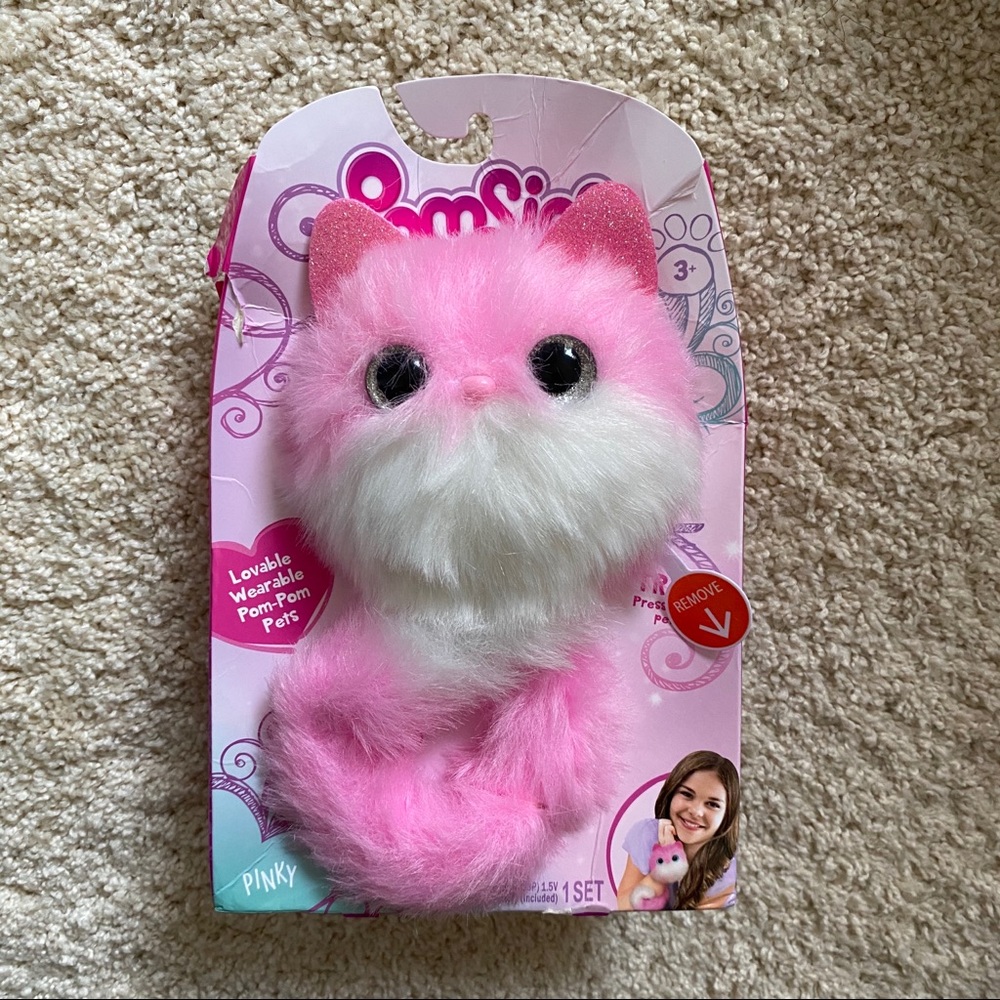 Pomsie Pinky Band New in Box